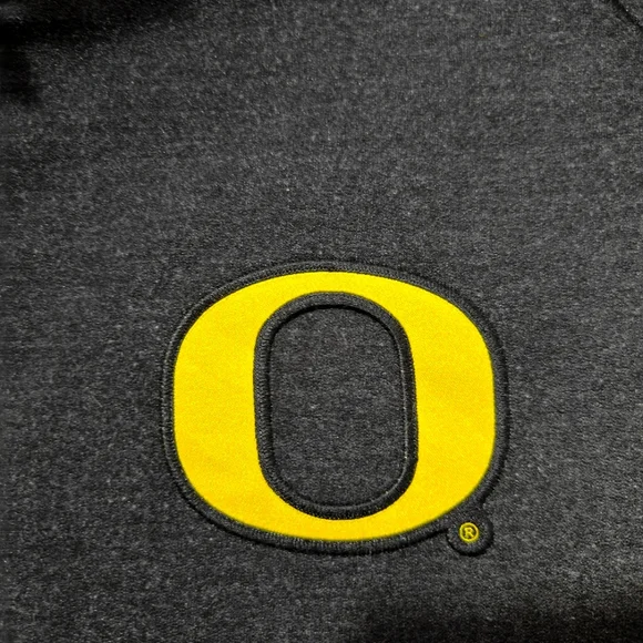 NIKE Oregon Ducks Medium 1/4 Zip Black Pullover Youth Dri-Fit Sweatshirt - Picture 4 of 12